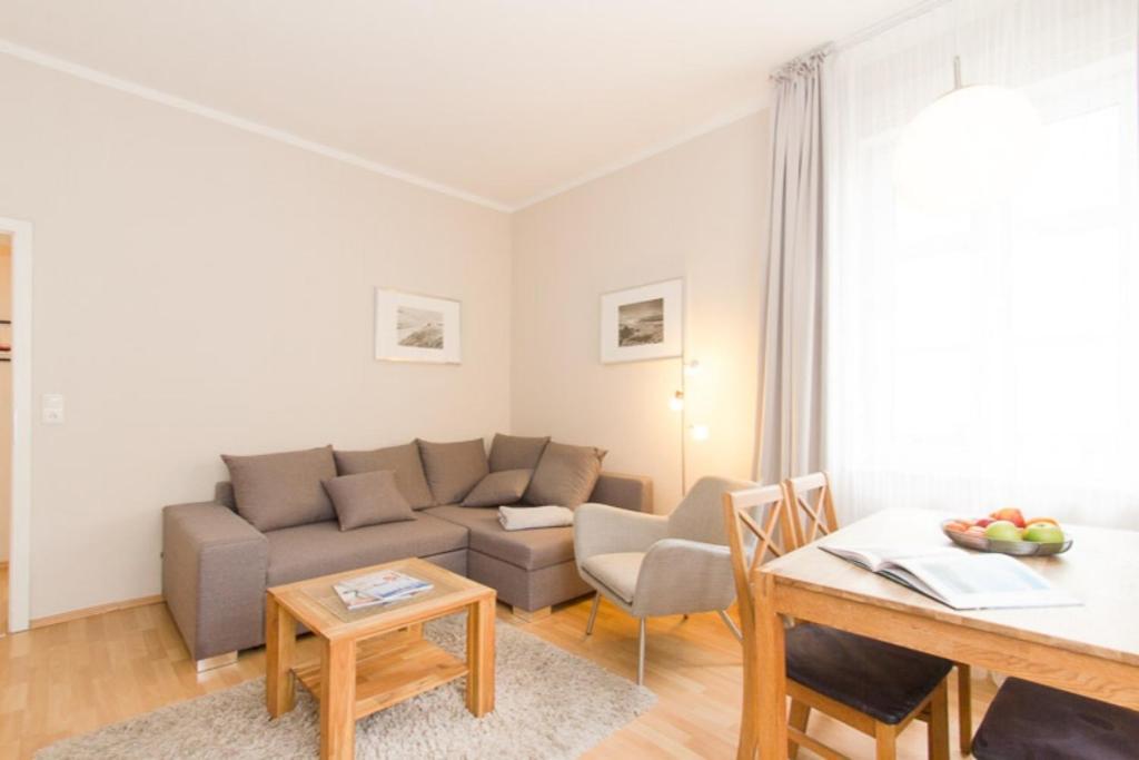 3 Lotsenkoje Apartment *